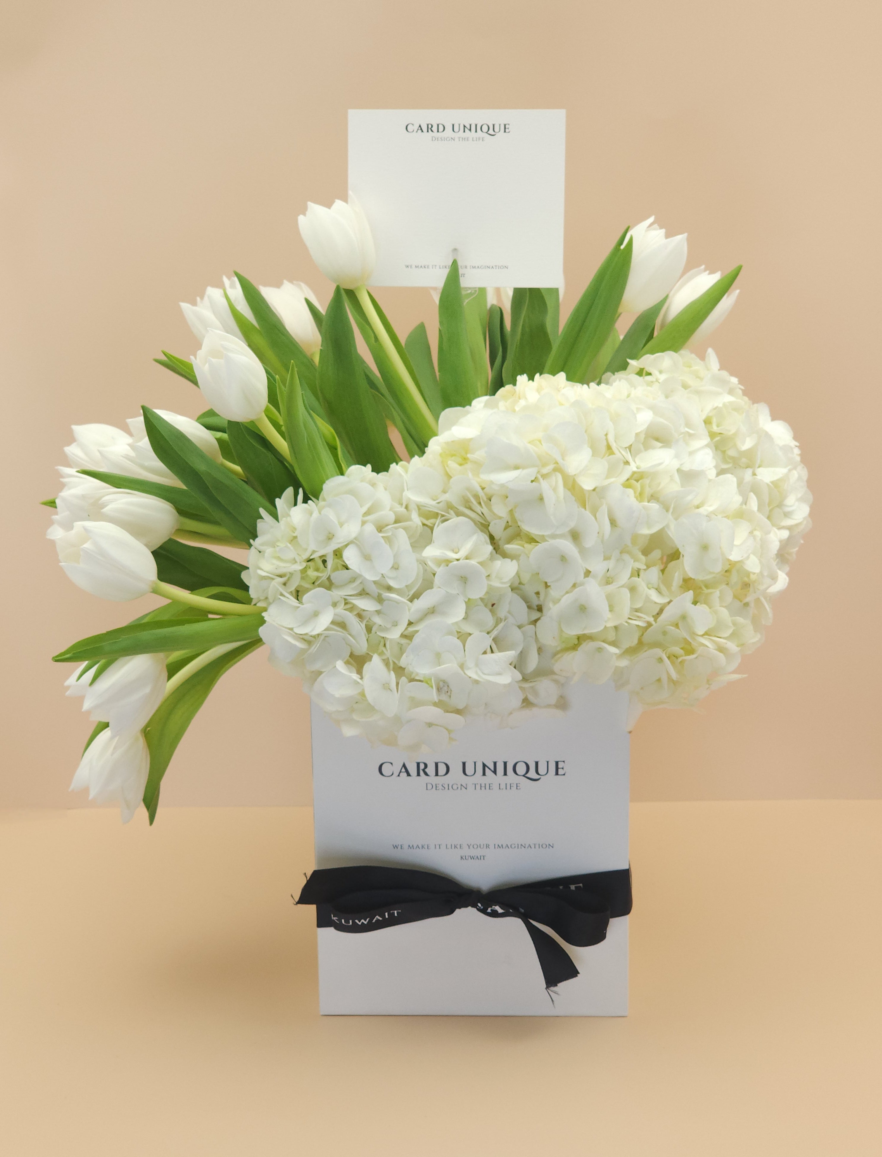 بوكس باقة ورد توليب و هيدرينجا