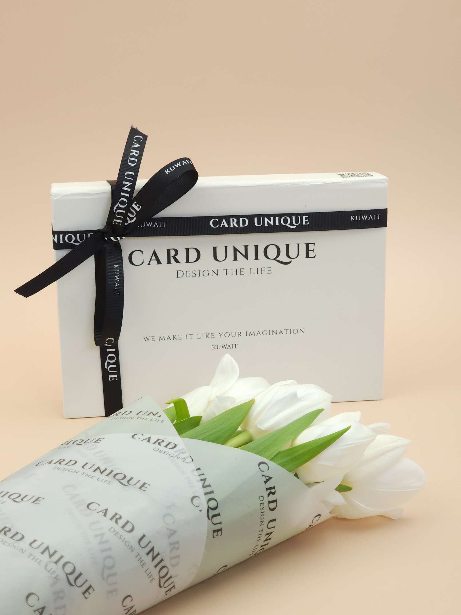 علبة شوكولاته فاخرة مكونة من 24 قطعة